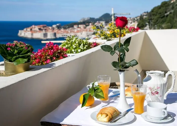 Mia דוברובניק